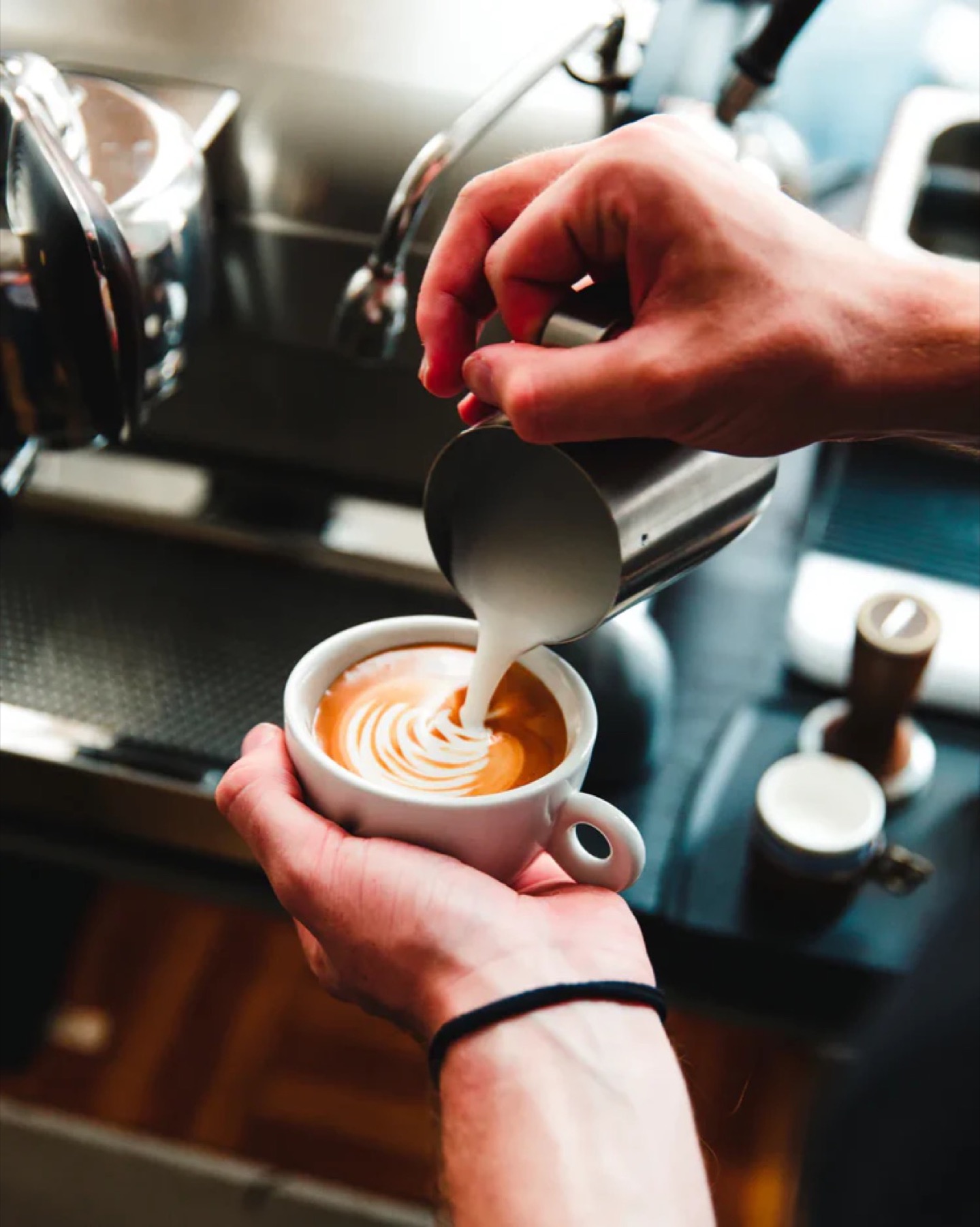 Video: Cremiger Cappuccino, Schritt für Schritt